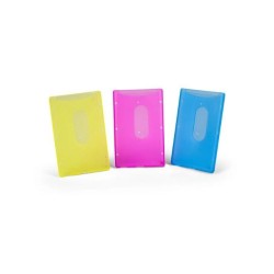 Portatessera in plastica rigida ultra resistente.